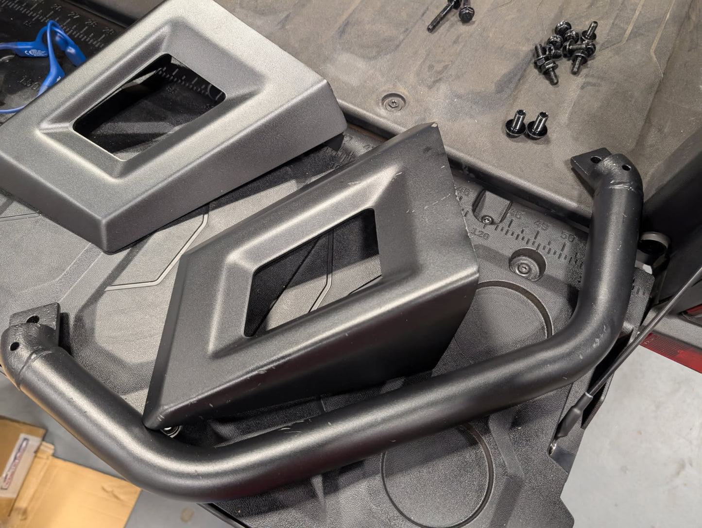 CF MOTO FRONT BUMPER-SLIGHTLY DAMAGED 5HYV-802200-6000