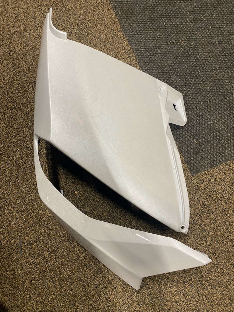 RH FRONT FENDER 5453725-774